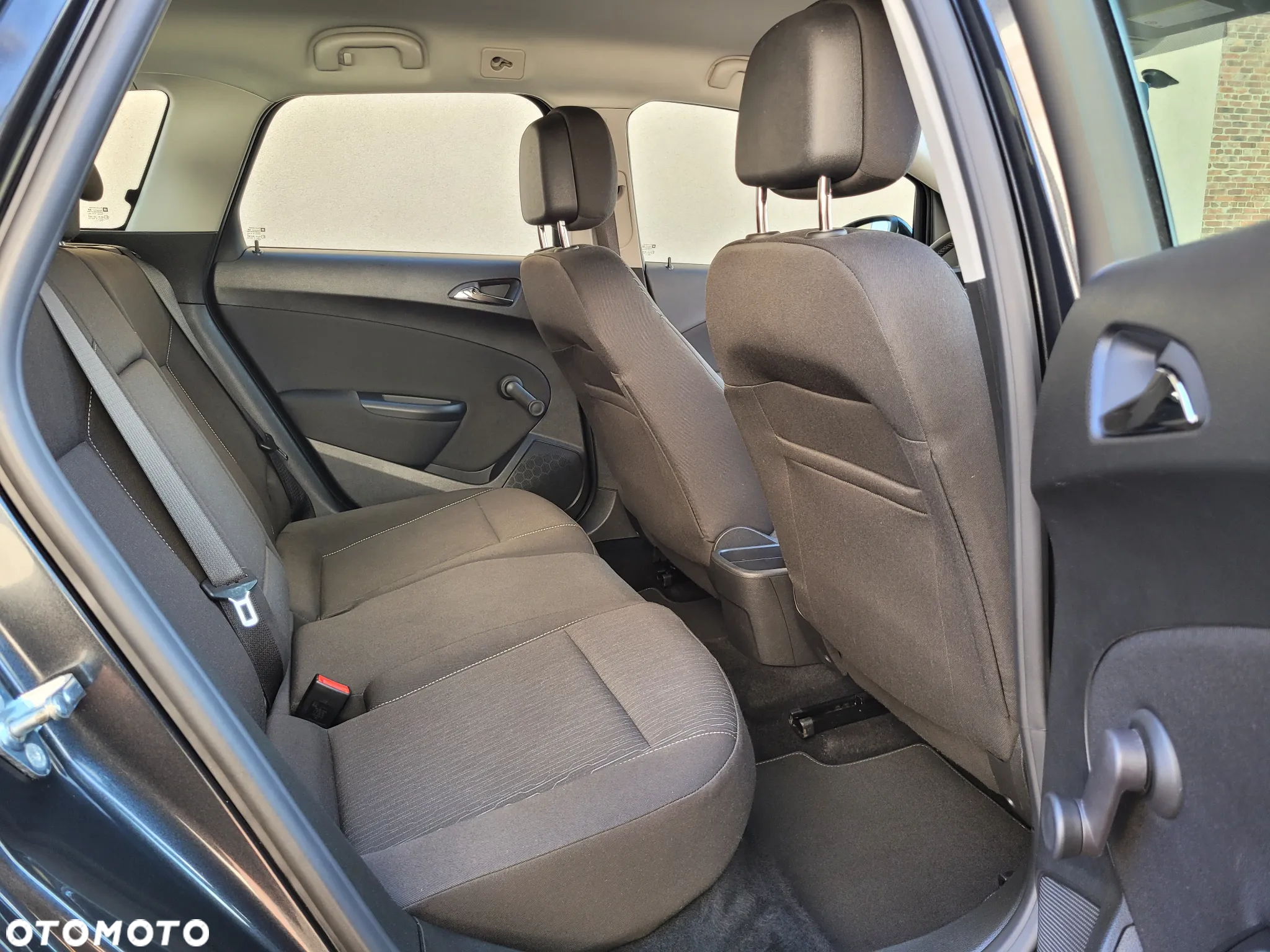 Opel Astra 1.4 Turbo Active - 19