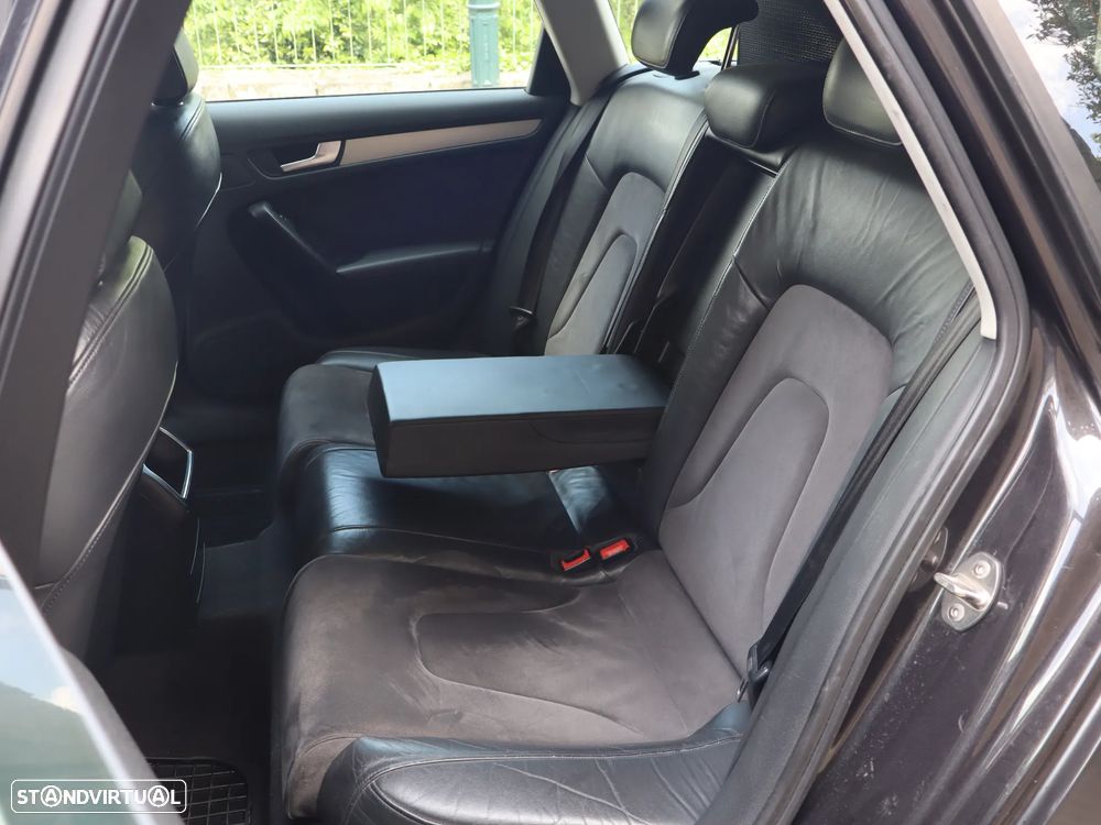 Audi A4 Avant 2.0 TDI - 28
