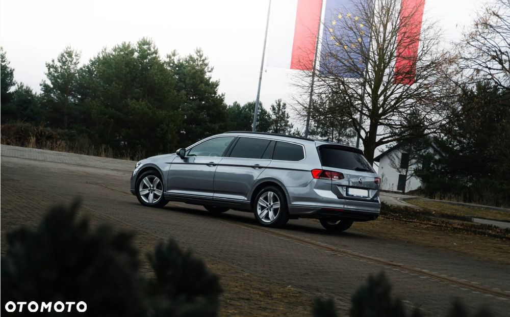 Volkswagen Passat Variant 2.0 TDI Business DSG - 8