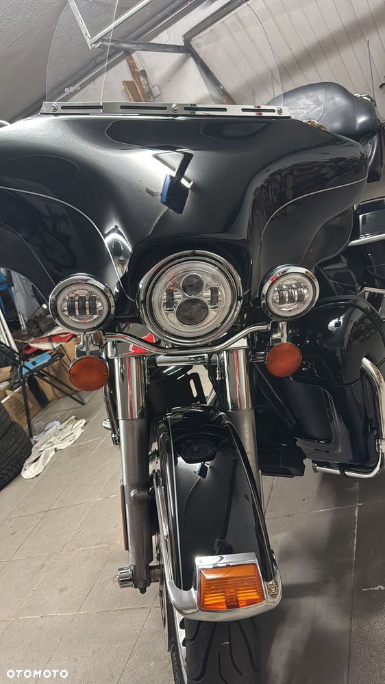 Harley-Davidson Touring Electra Glide - 28