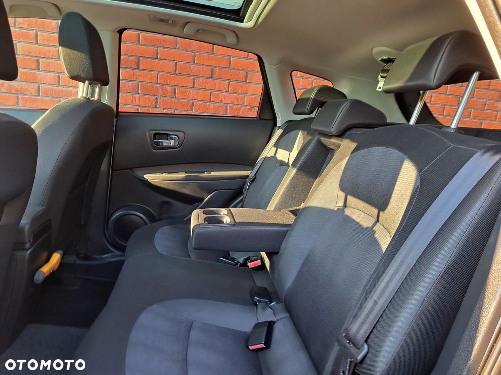 Nissan Qashqai 2.0 360 - 15