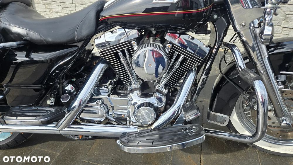 Harley-Davidson Touring Road King - 11