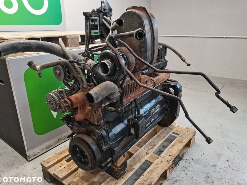 Głowica silnika Hurlimann 6190 Master Same 1000.6WTR - 6
