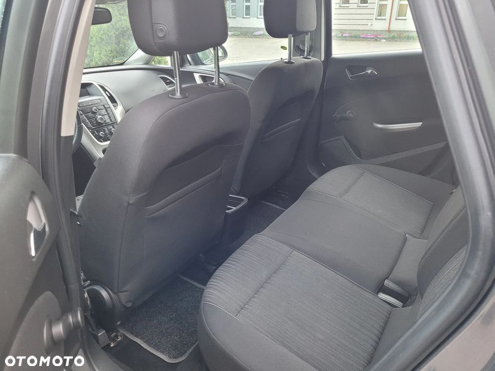 Opel Astra 1.6 Innovation - 10