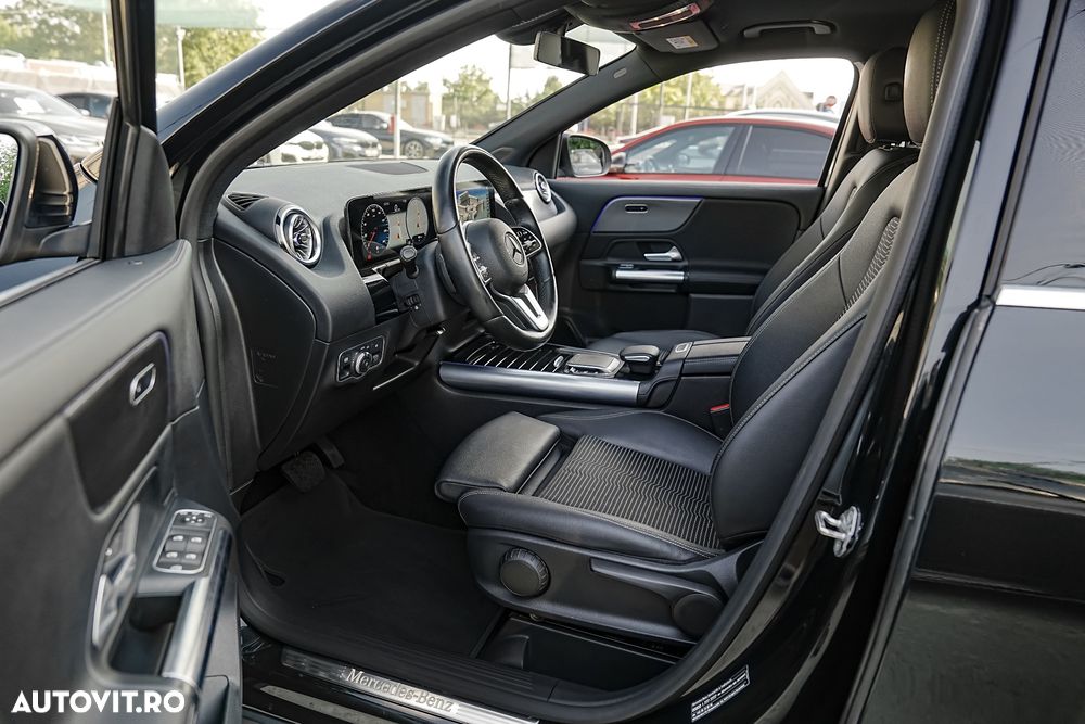 Mercedes-Benz GLA - 15