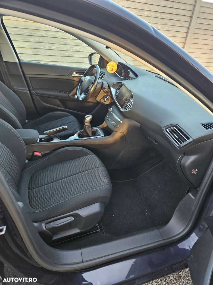 Peugeot 308 SW BlueHDi 100 Stop & Start Business-Line - 11