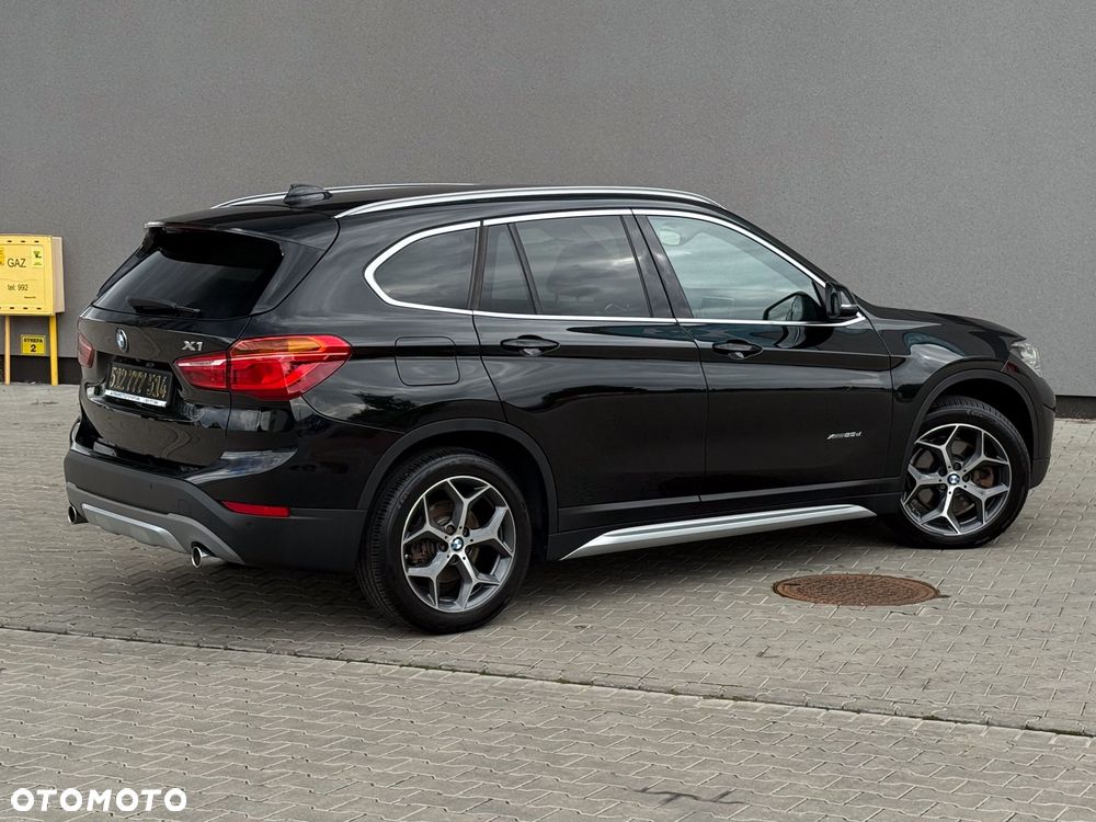 BMW X1 xDrive25d xLine - 13