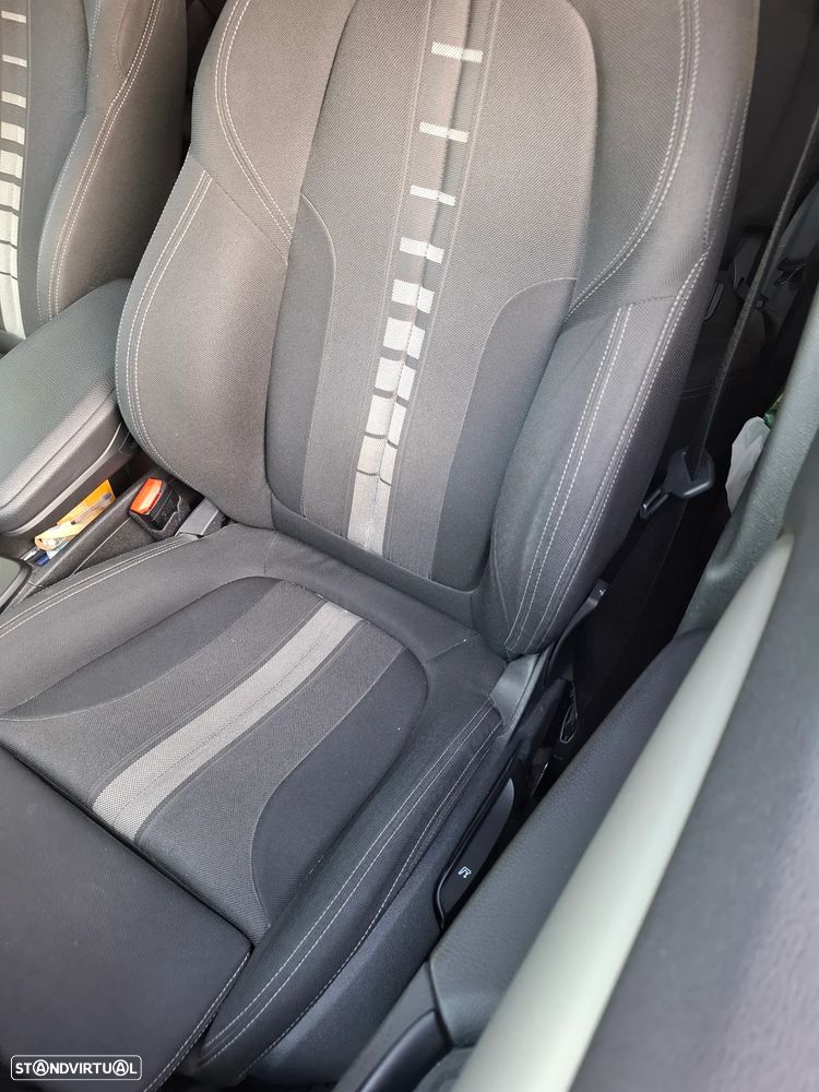 BMW X1 16 d sDrive Auto Advantage - 12