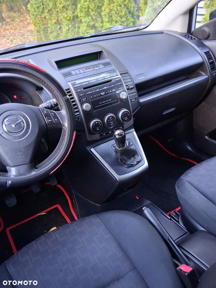 Mazda 5 - 6
