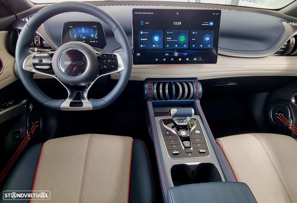 BYD Atto 3 60.48 kWh Design - 13