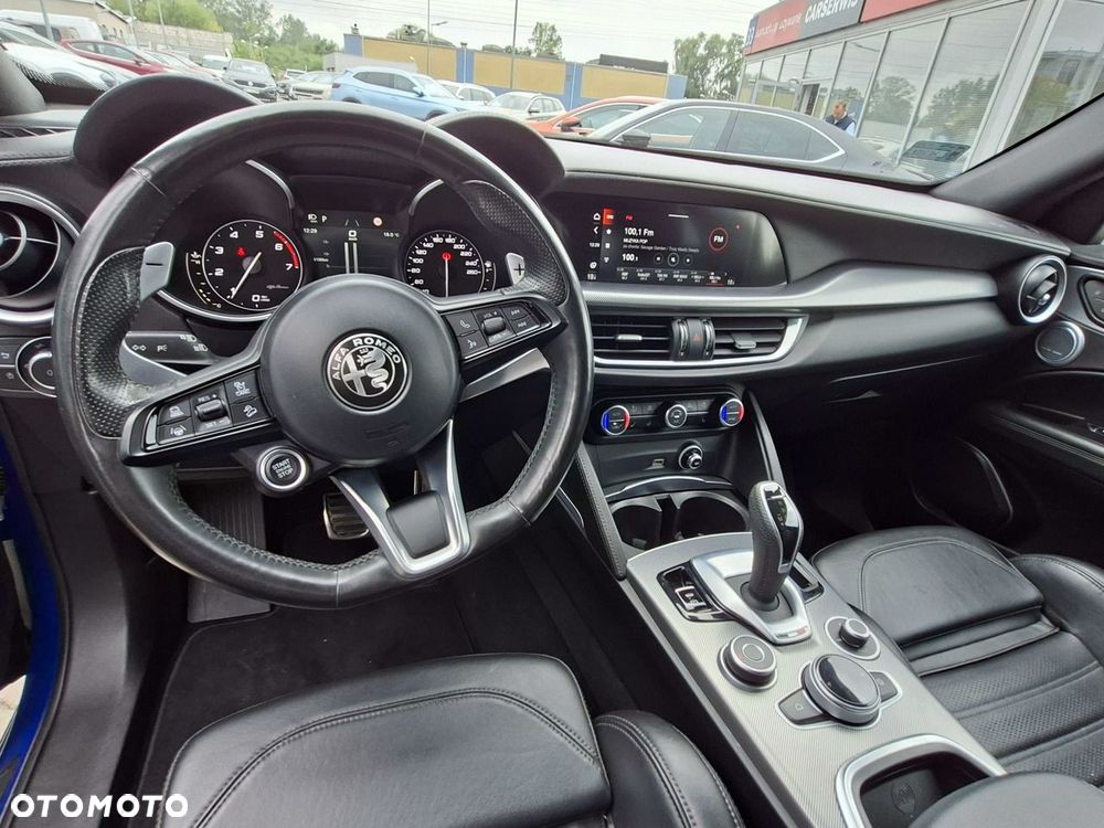 Alfa Romeo Stelvio 2022