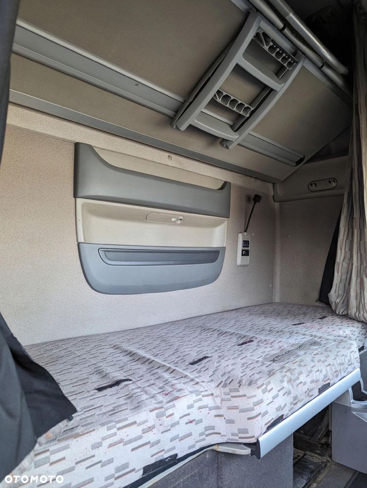 KABINA DAF XF 106 - 10