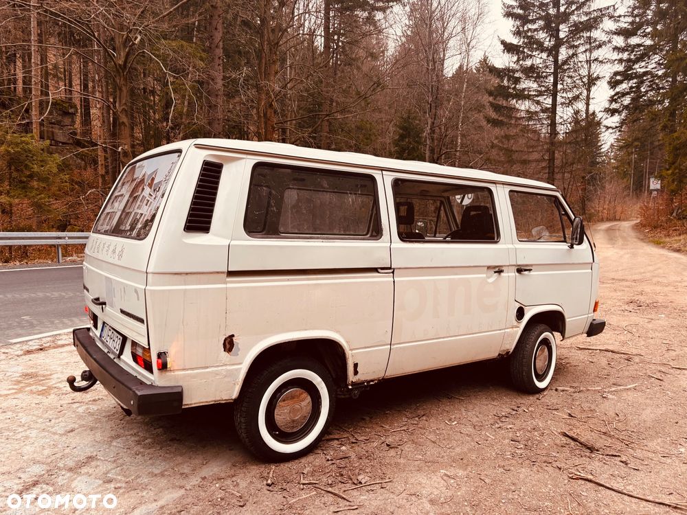 Volkswagen Transporter - 12