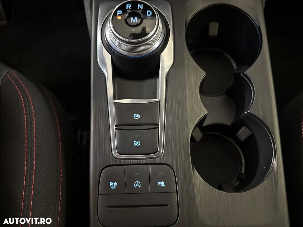 Ford Kuga - 18