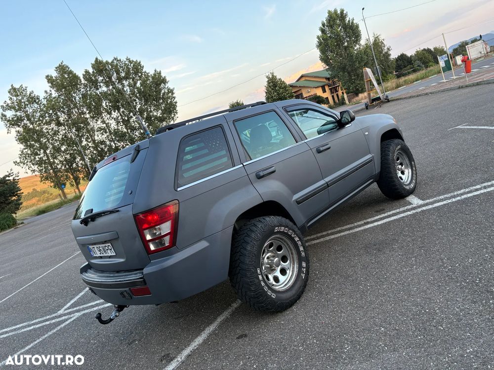 Jeep Grand Cherokee - 6