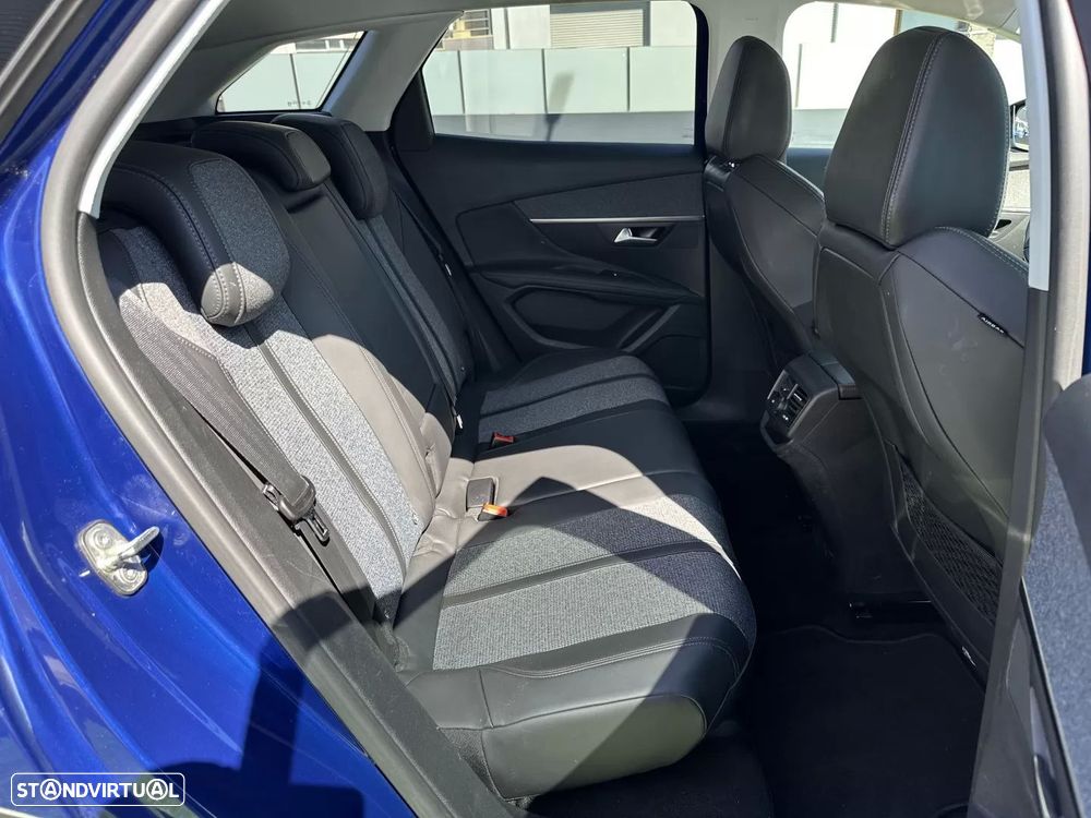 Peugeot 3008 1.2 PureTech Allure Pack - 55