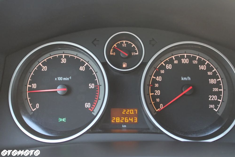 Opel Astra 1.9 CDTI DPF Edition - 31