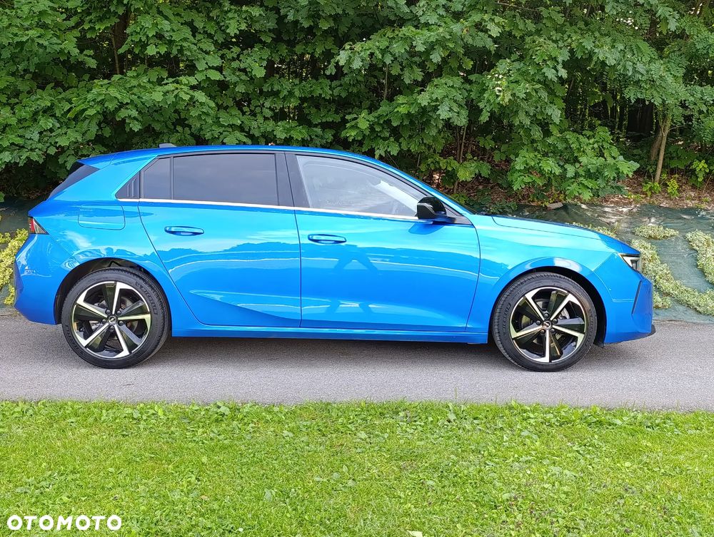 Opel Astra 1.2 T Business Elegance S&S - 9