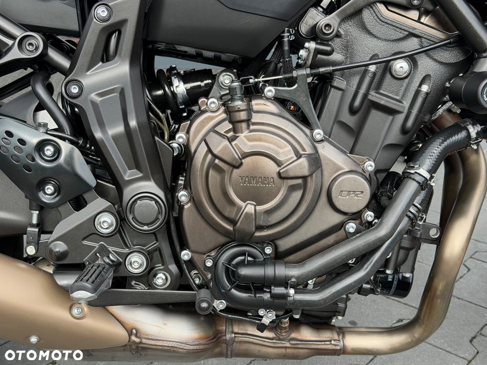 Yamaha MT - 17