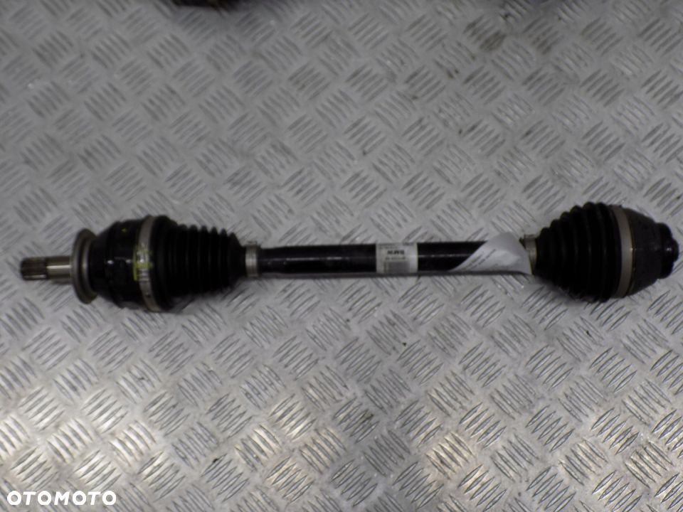 BMW i8 PÓŁOŚ PRZEDNIA PRAWA LEWA 8611322 8611321 - 4