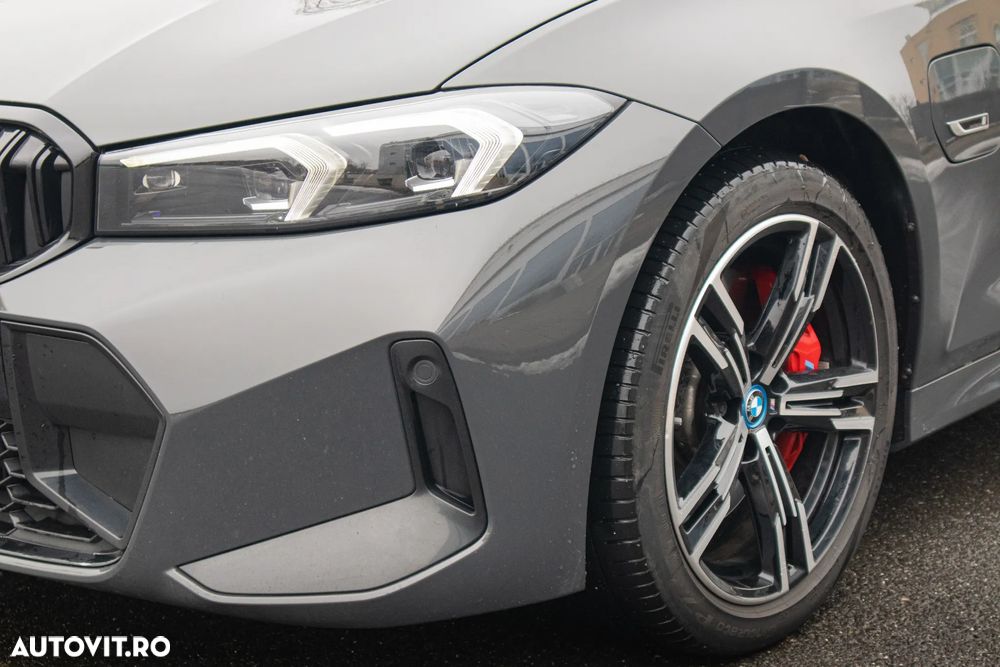 BMW Seria 3 330e Aut. M Sport - 20