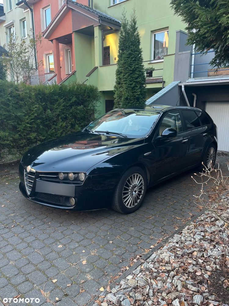 Alfa Romeo 159 1.9 JTDM 16V DPF Q-Tronic - 6