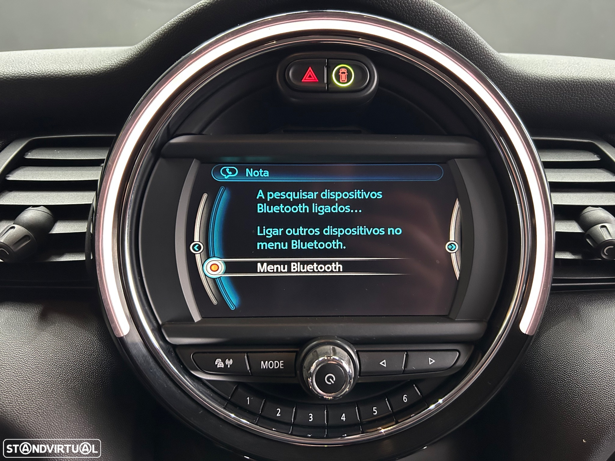 MINI 5 Portas Cooper D Auto - 54