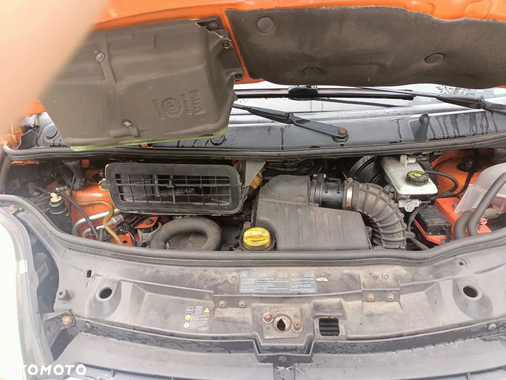 Opel Vivaro - 19