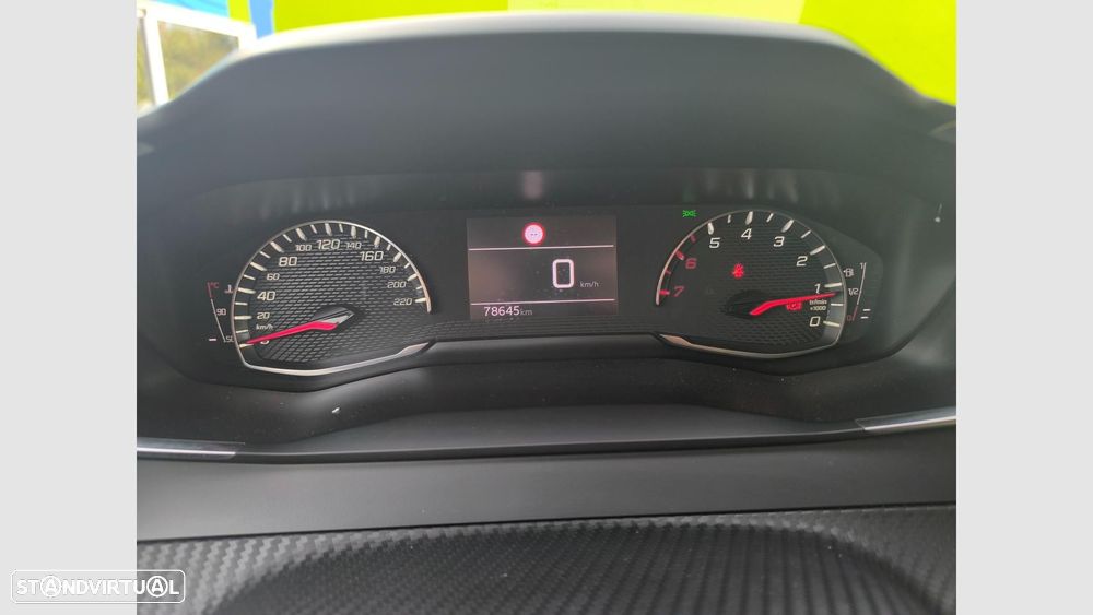 Peugeot 2008 1.2 PureTech Allure - 9