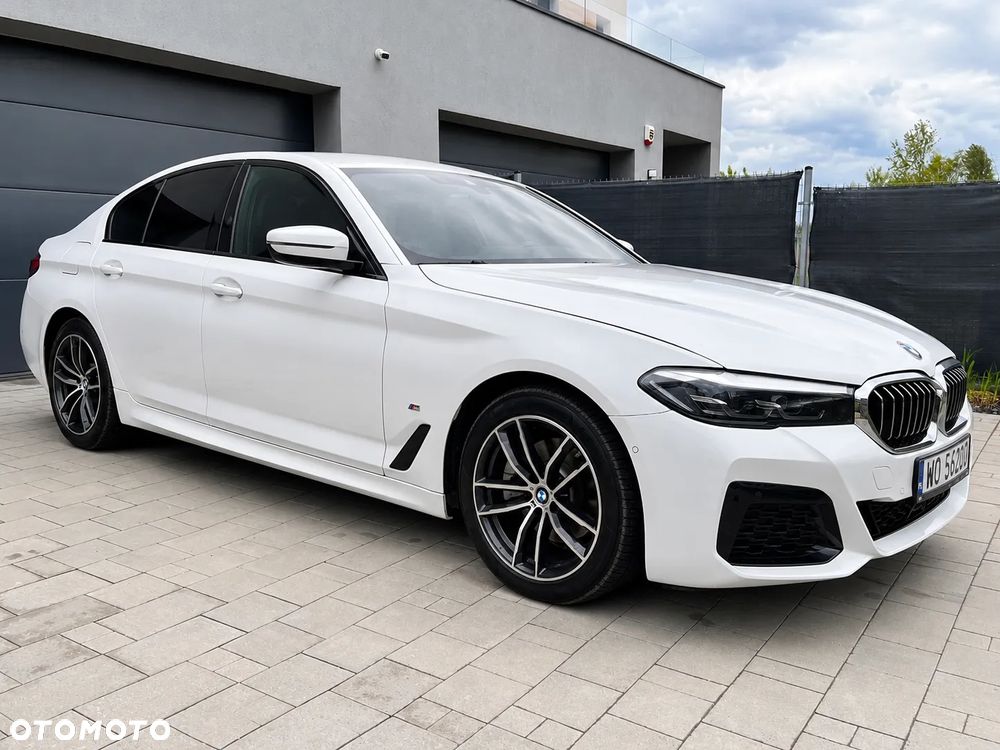 BMW Seria 5 520d xDrive MHEV M Sport sport - 5