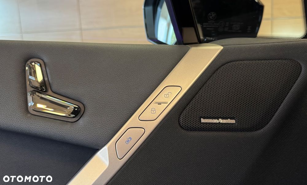 BMW iX xDrive40 76.6kWh - 20