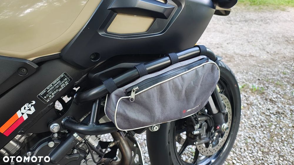 Suzuki V-STROM - 8