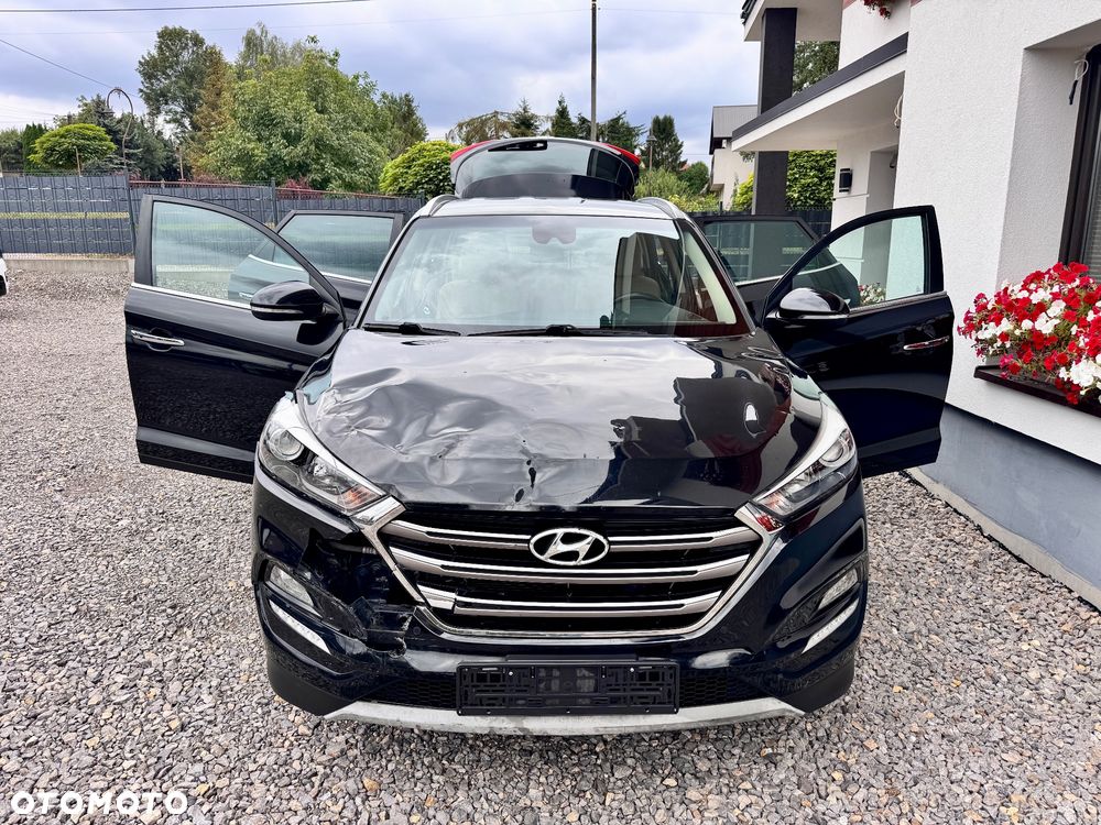 Hyundai Tucson blue 1.7 CRDi 2WD Passion - 12