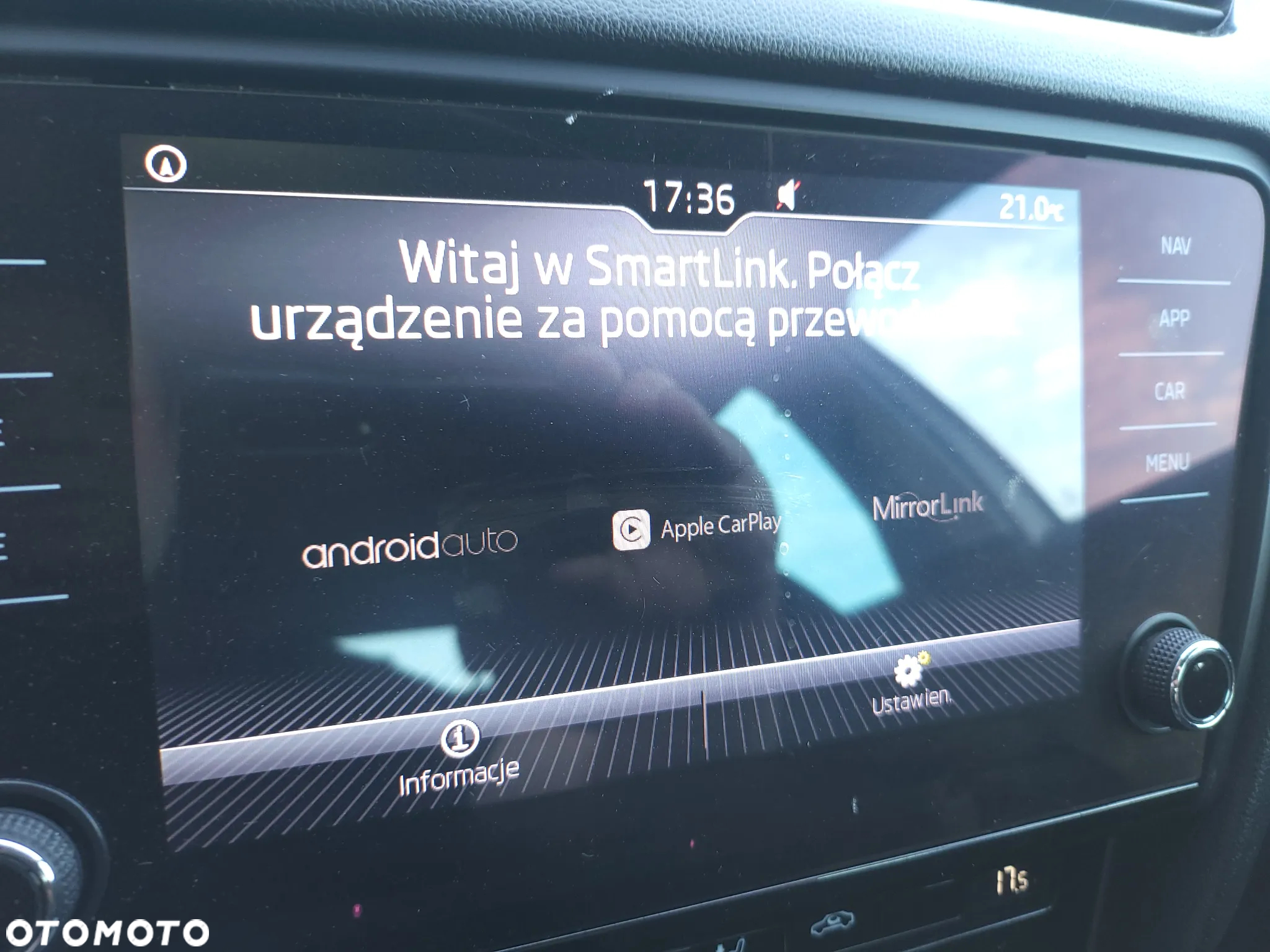 Skoda Octavia 1.6 TDI DSG Style - 23