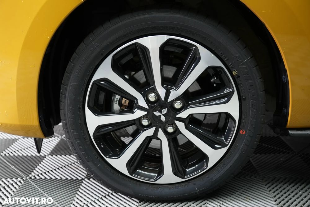 Mitsubishi Space Star 1.2 2WD CVT Intense - 12