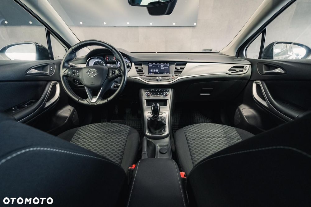 Opel Astra - 11