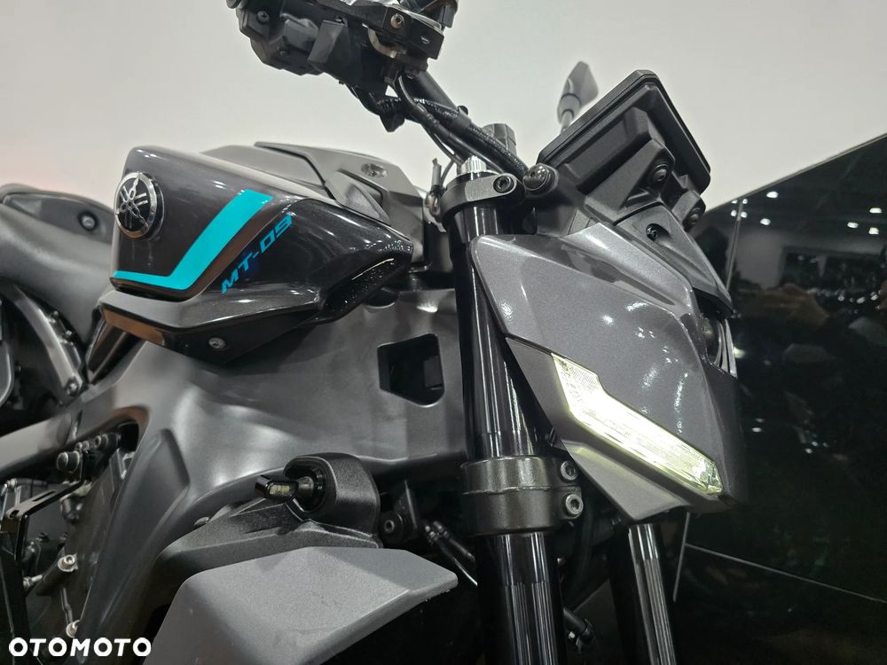 Yamaha MT - 21