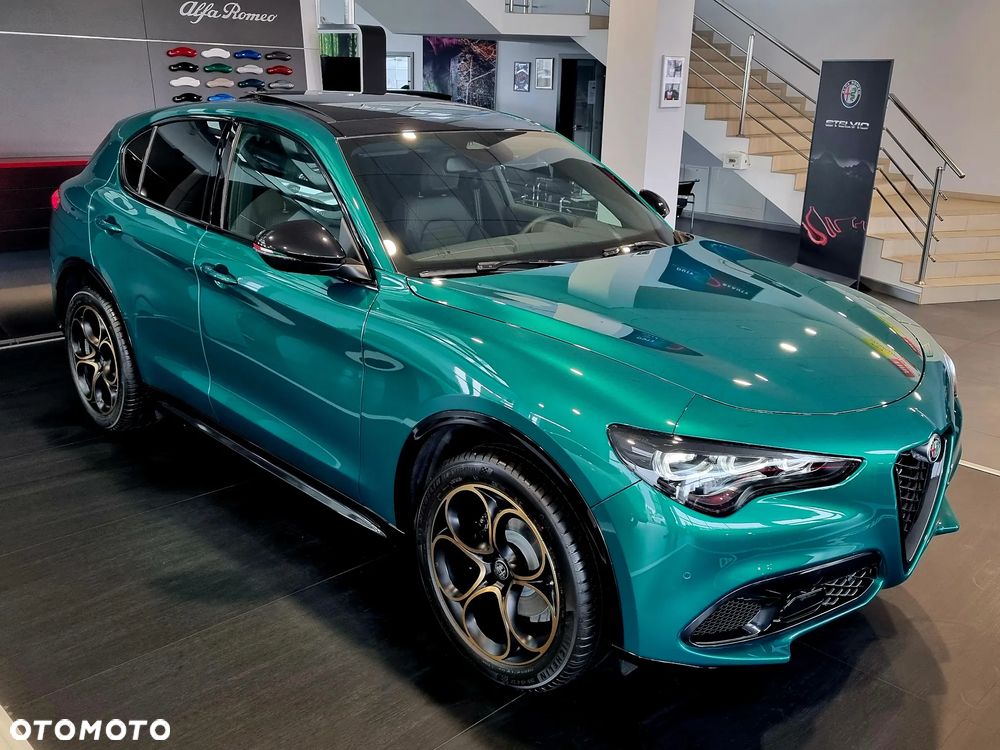 Alfa Romeo Stelvio 2.0 Turbo Intensa Q4 - 17