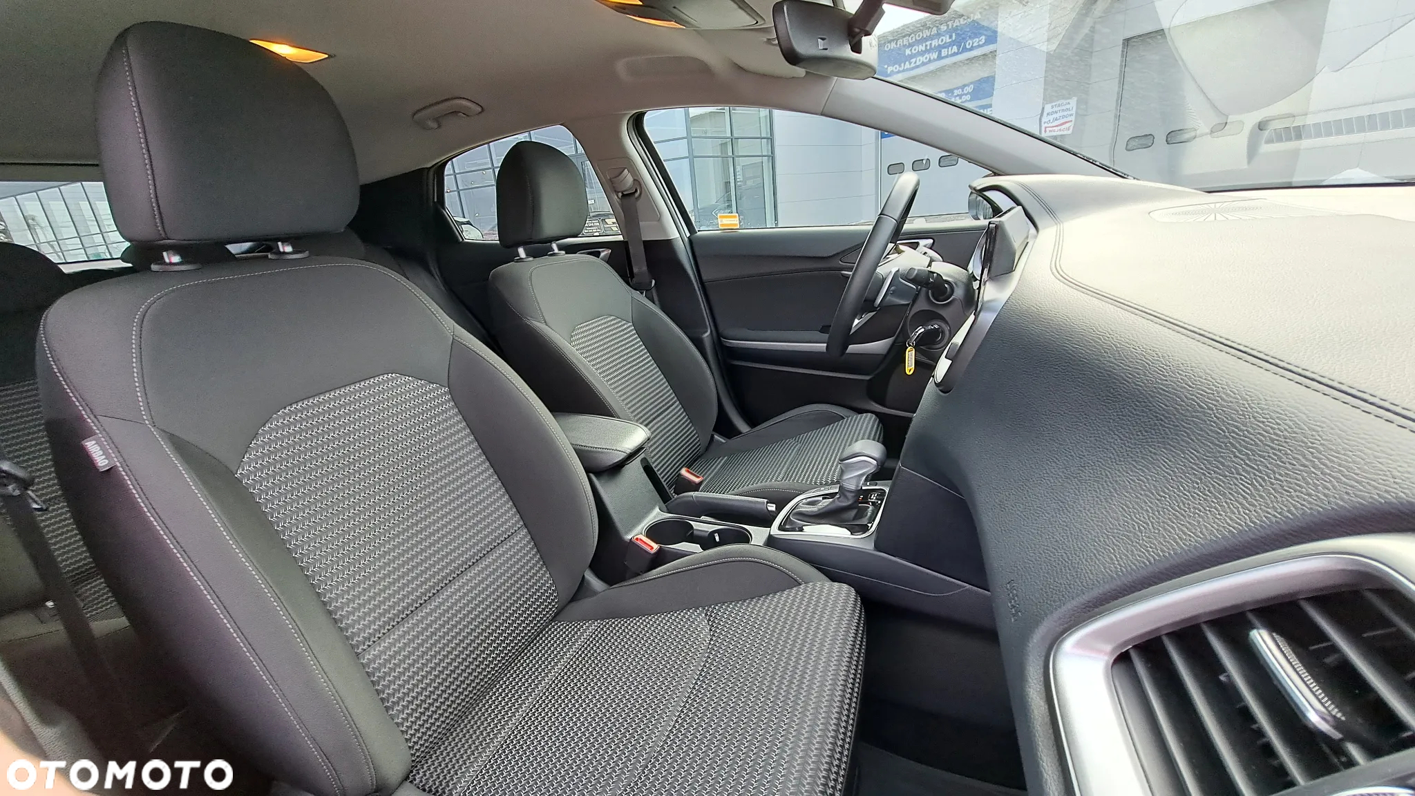 Kia XCeed 1.5 T-GDI M DCT - 25