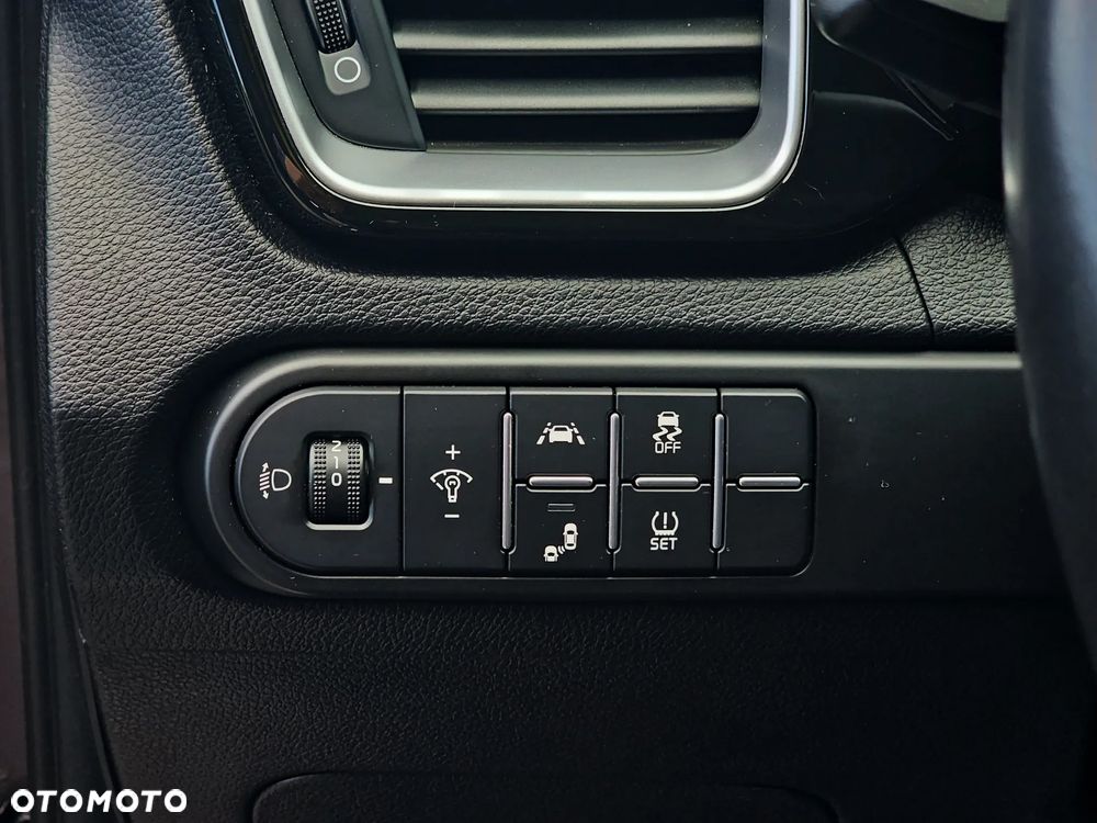 Kia XCeed 1.4 T-GDI L DCT - 16