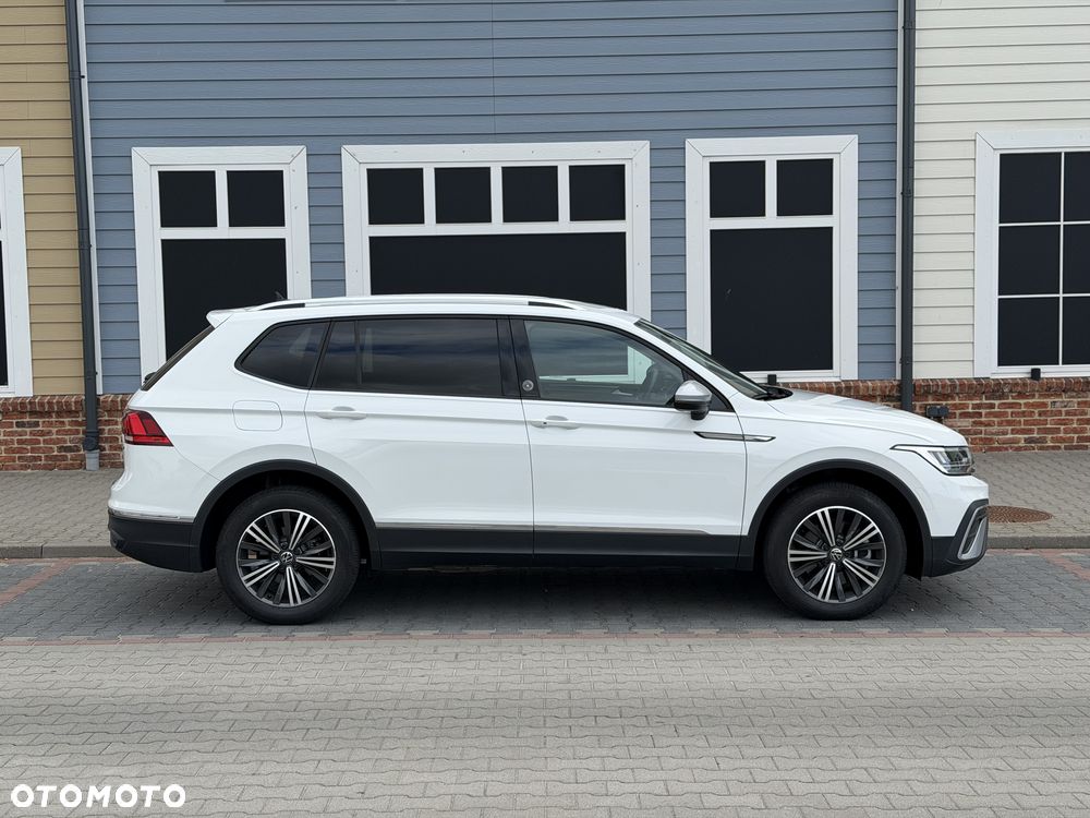 Volkswagen Tiguan 2.0 TSI 4Motion DSG OPF IQ.DRIVE - 3