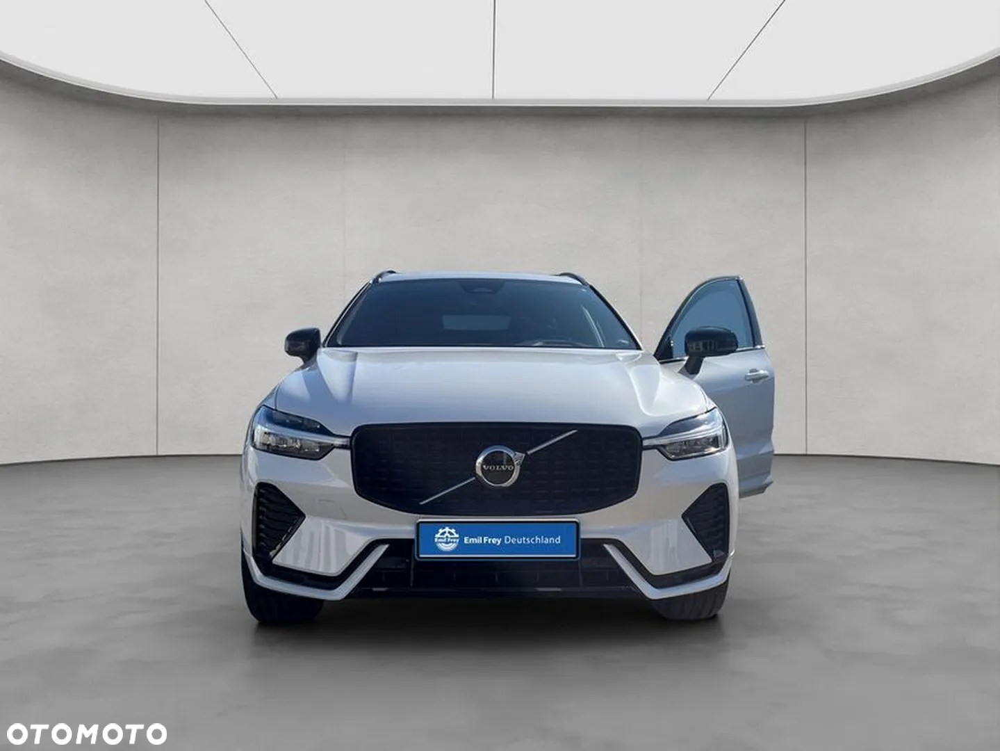 Volvo XC 60 B4 B Plus Dark - 8
