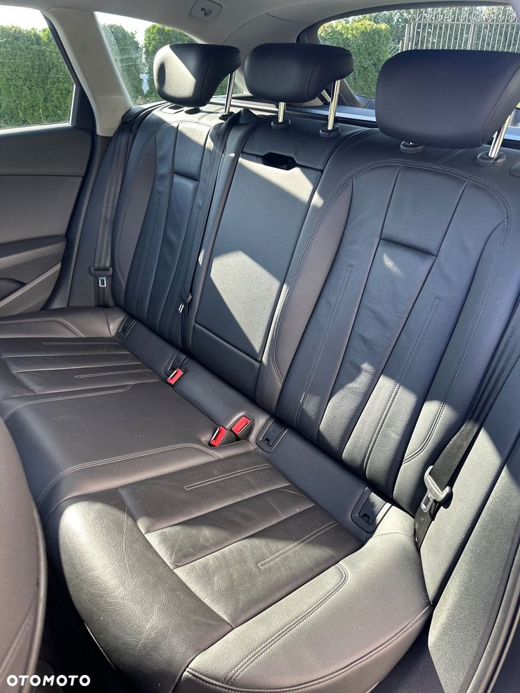 Audi A4 Avant 2.0 TDI DPF S line Sportpaket - 18