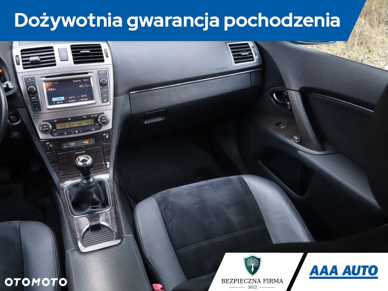 Toyota Avensis - 9