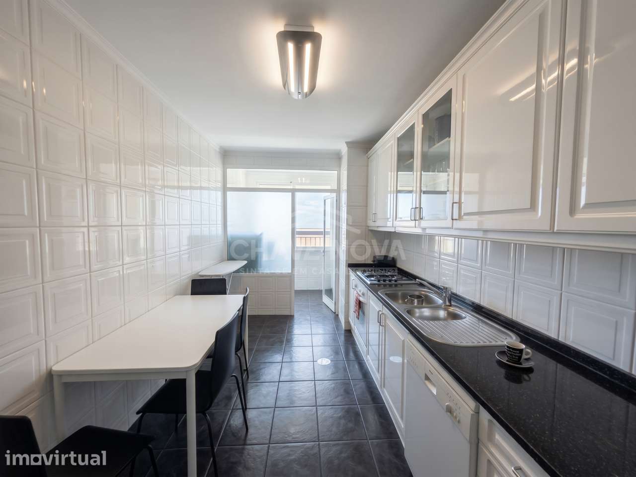T1+1 Último Piso c/ Lugar de Garagem em Canidelo - Grande imagem: 4/28
