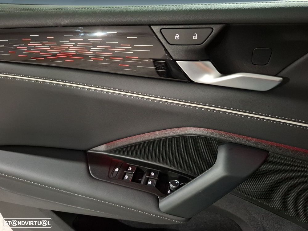 VW Tiguan 1.5 eTSI Elegance DSG - 23