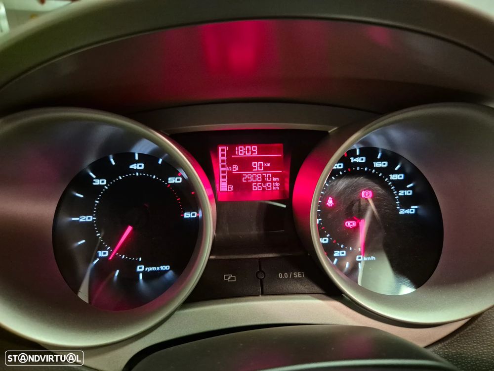 SEAT Ibiza 1.6 TDI Copa DPF - 15