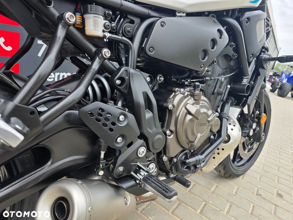 Yamaha XSR - 32