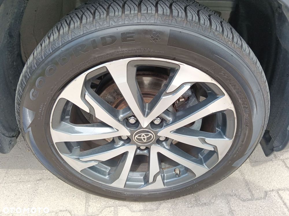 Toyota Corolla Cross - 10