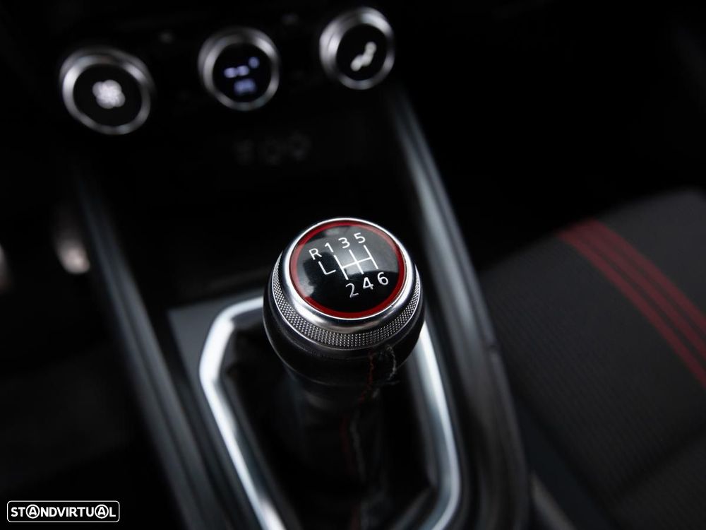 Renault Clio 1.5 Blue dCi RS Line - 17